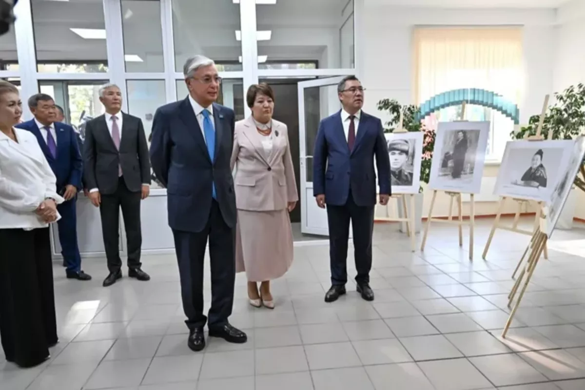 Presidents Tokayev, Zhaparov Visit Historic School Renamed for Kazakh Leader’s Father