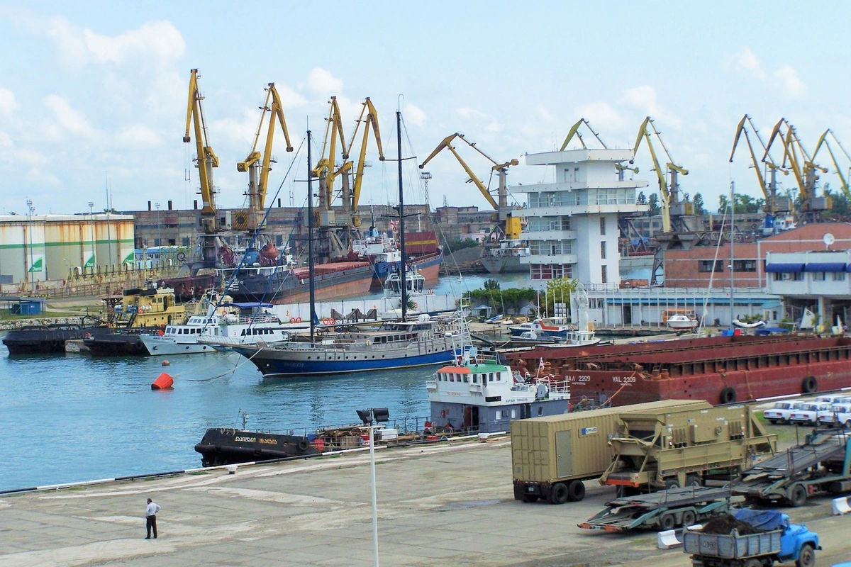 Kazakhstan Set to Finalize Construction of Terminal at Georgian Port in 2025