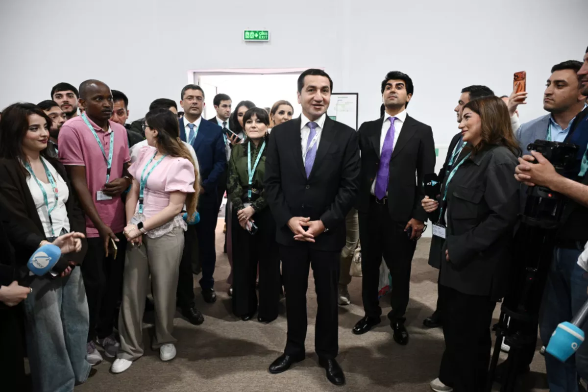 Azerbaijani Presidential Aide Thanks Media Representatives Covering WUF13