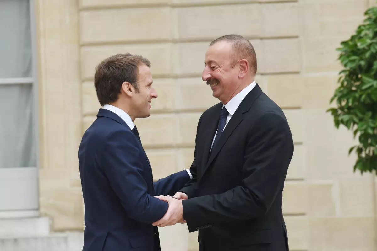 President Ilham Aliyev Holds Phone Conversation with French President