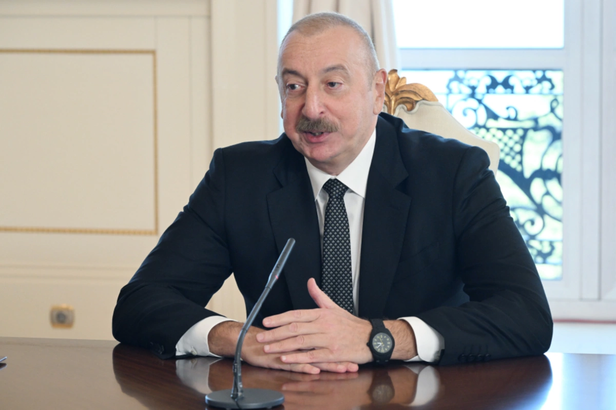 President Ilham Aliyev Discusses Armenia-Azerbaijan Peace Process in Budapest