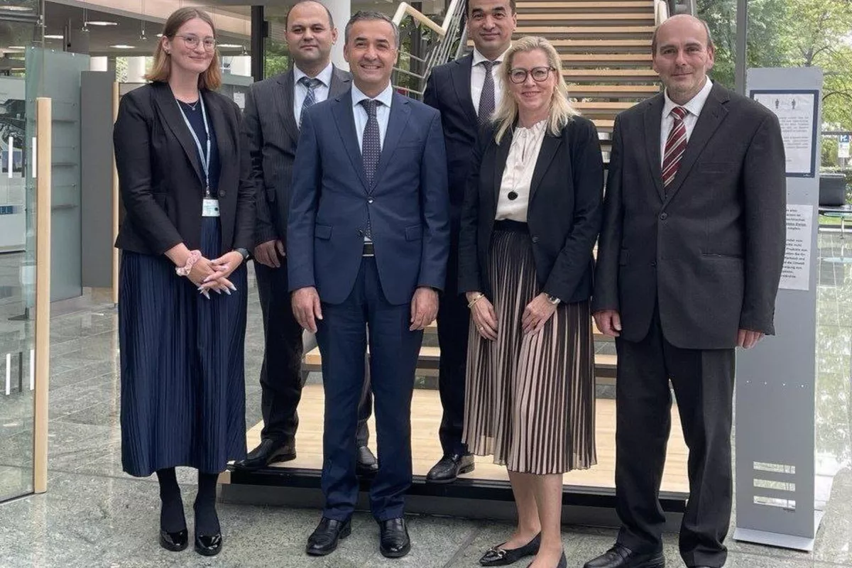 Tajikistan, Germany Exchange Expertise to Combat Counterfeit Money