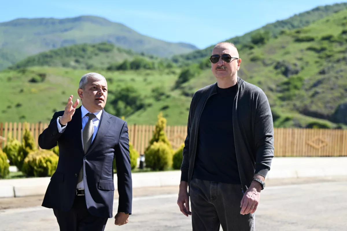 Azerbaijani Leader Inspects Reconstruction Progress in Shusha’s Boyuk Galaderesi
