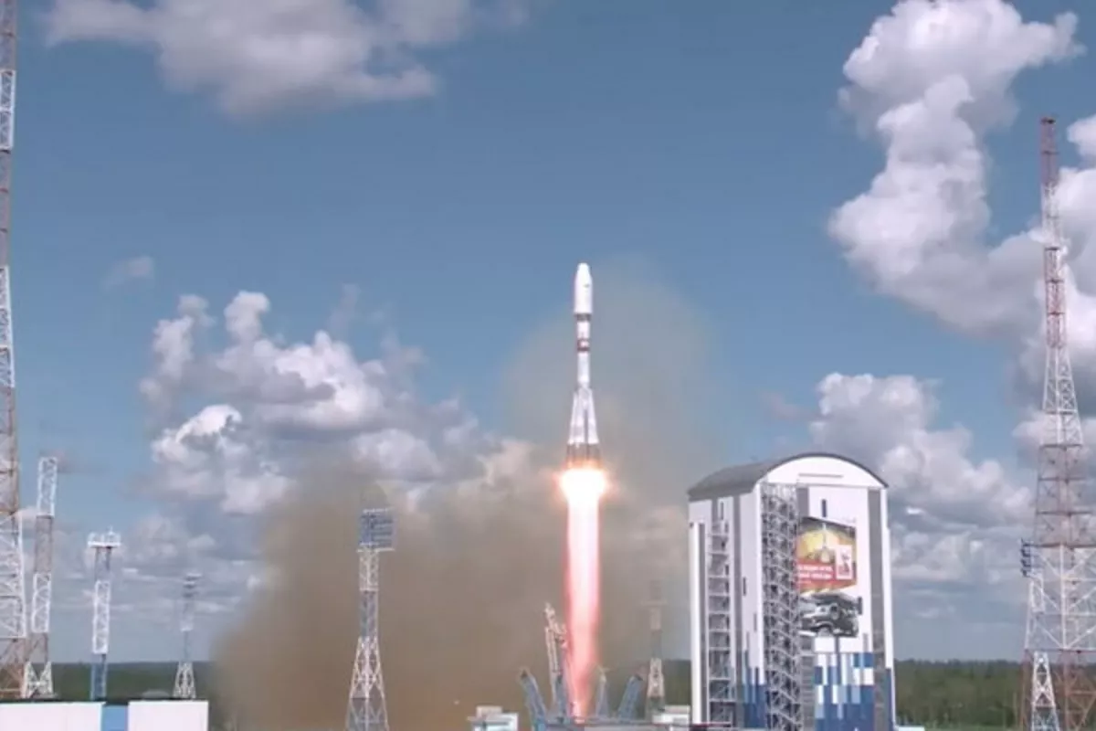 Iran's Nahid-2 satellite launched into space