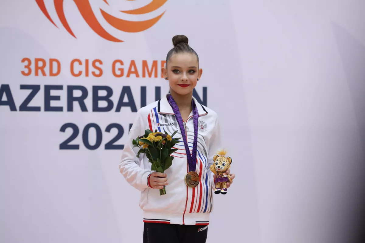 Azerbaijani Rhythmic Gymnast Wins Silver at 3rd CIS Games