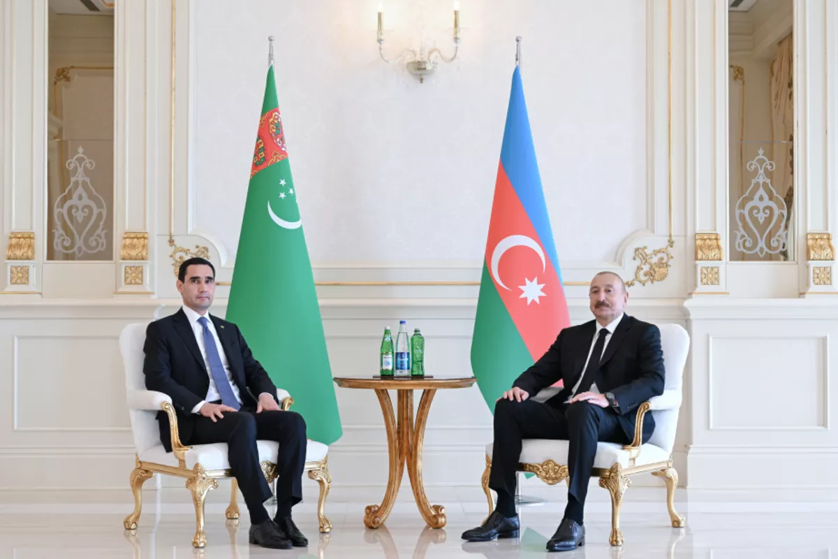 Azerbaijani President Holds One-on-One Talks with Turkmen Counterpart in Baku