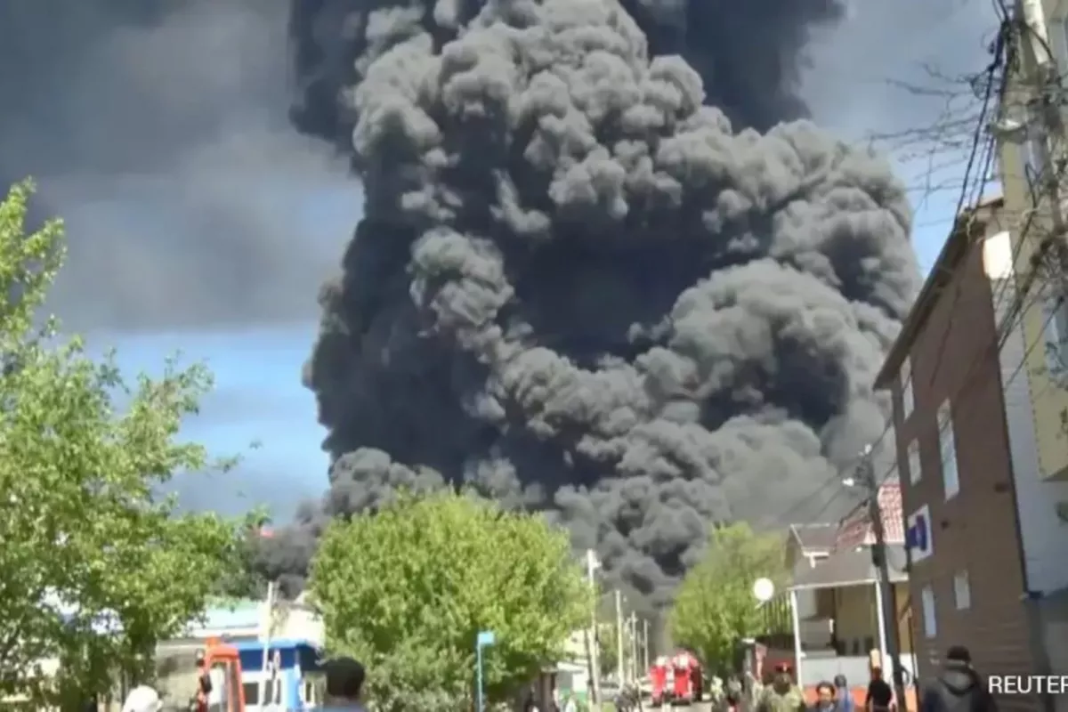 Fourth Drone Strike in Two Weeks Targets Russia's Tuapse - VIDEO