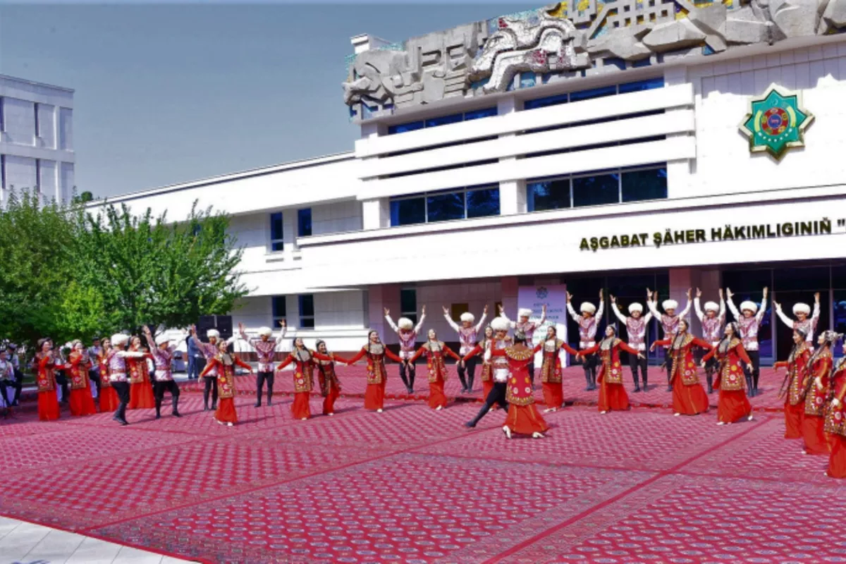 Turkmens from Around World Convene in Ashgabat for Humanitarian Summit
