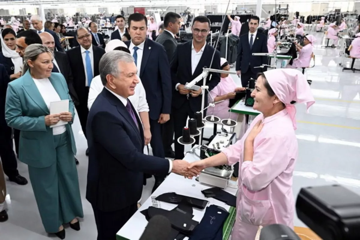 Uzbek Leader Opens Doors to Major Textile Enterprise in Namangan