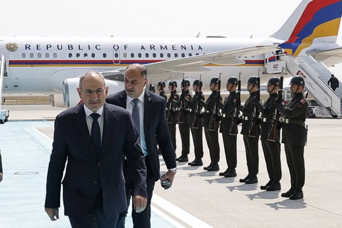 Armenian PM Pashinyan Arrives in Türkiye
