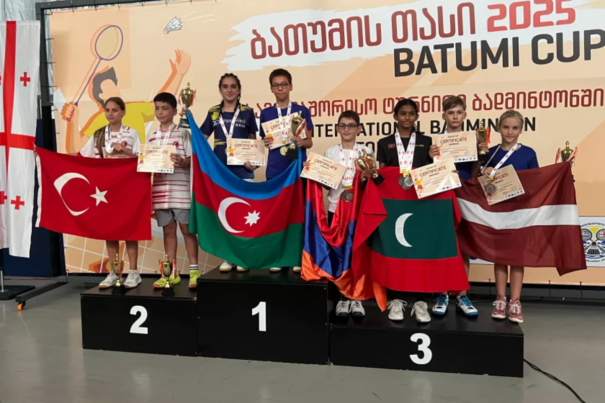 Young Azerbaijani Badminton Players Shine at Batumi Cup with 11 Medals
