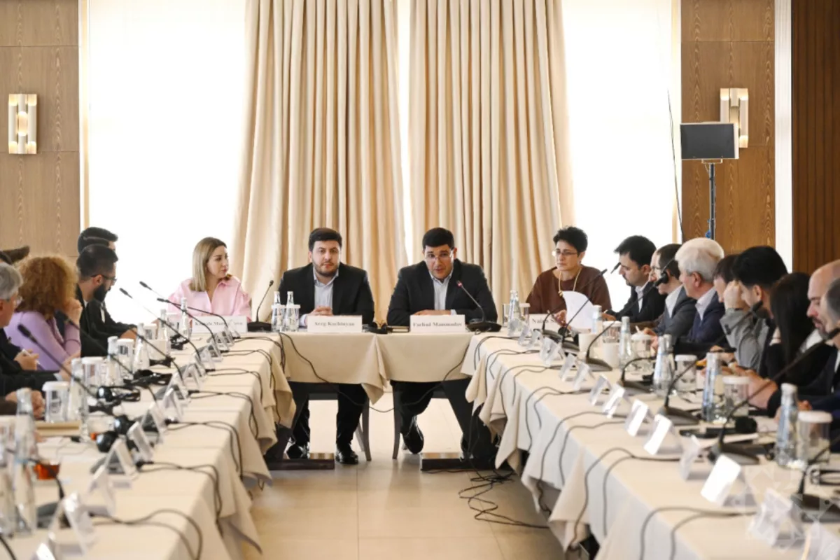 Azerbaijan and Armenia Start Peace Bridge Roundtable - PHOTO