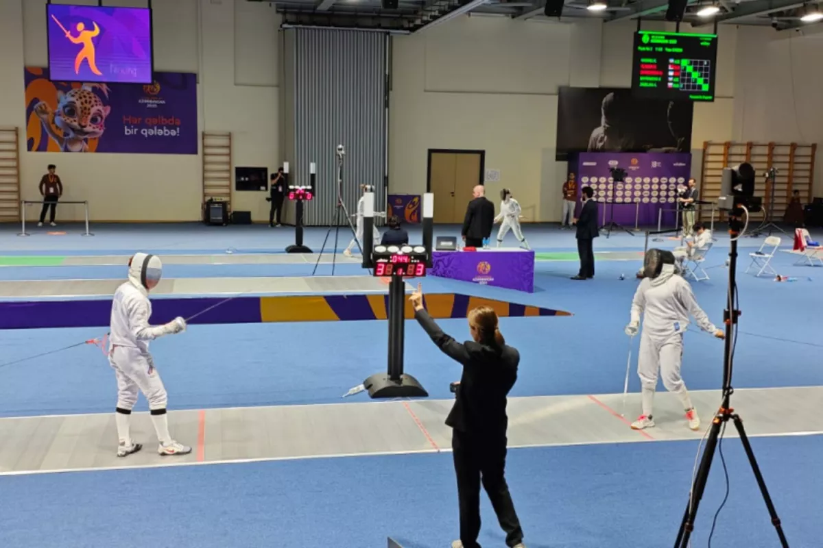 Azerbaijani Athlete Claims Epee Fencing Bronze at CIS Games
