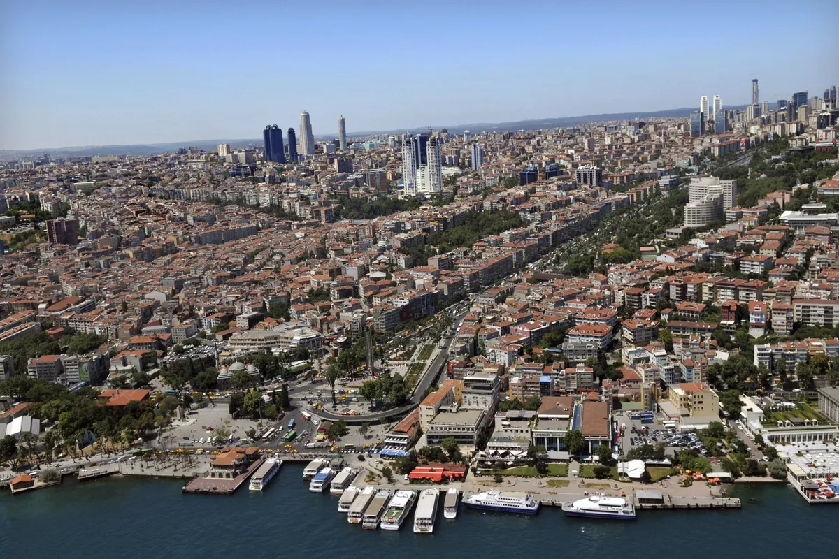 Magnitude 5 Earthquake Shakes Istanbul