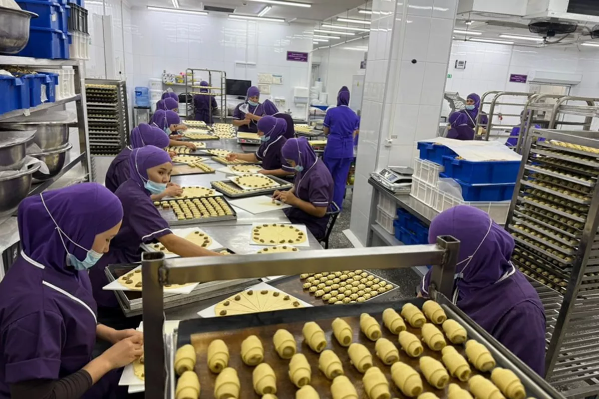 Kyrgyz Dairy, Confectionery, and Halal Meat Draw Tajik Officials’ Interest