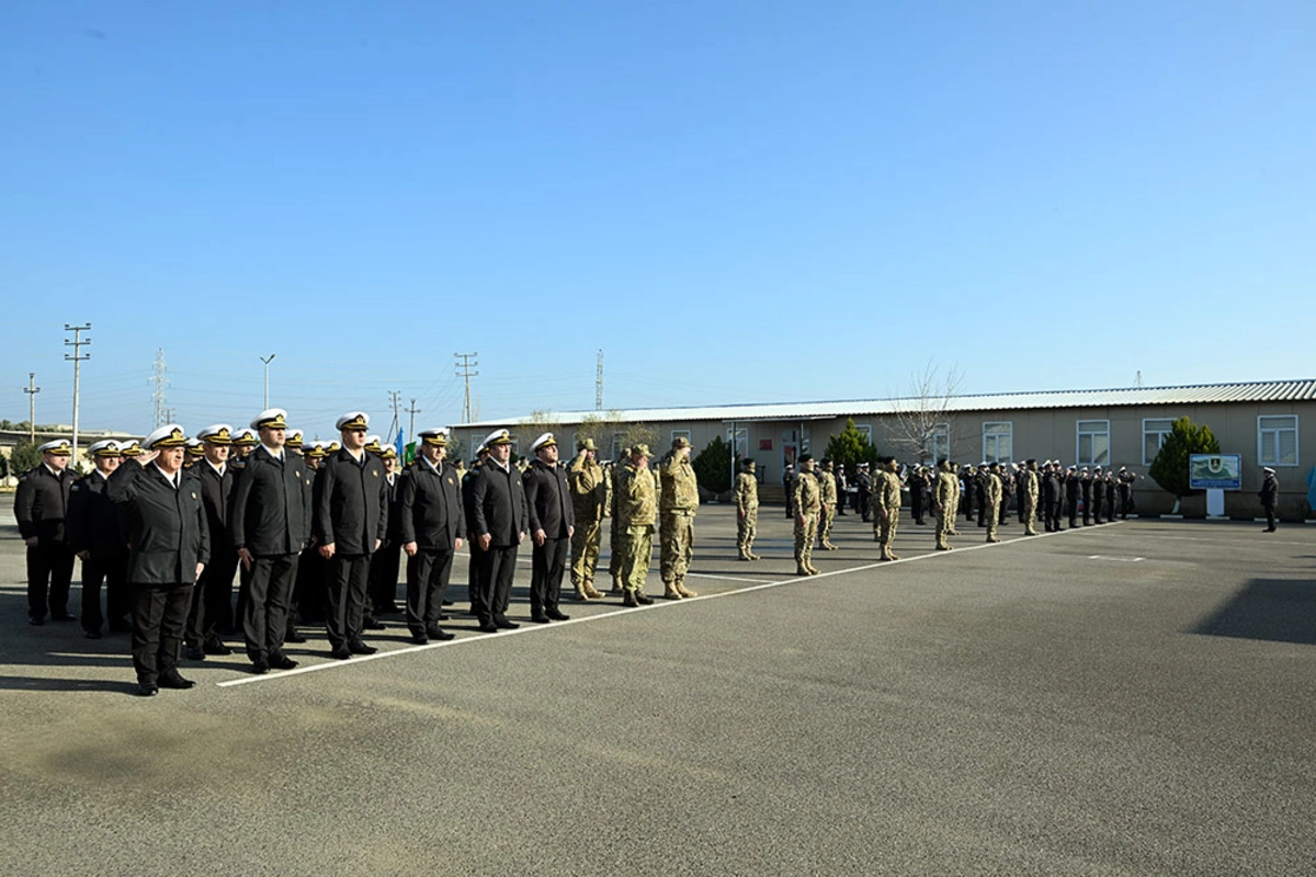 Azerbaijan Naval Forces Hold Graduation Ceremony for Explosive Ordnance Disposal Course