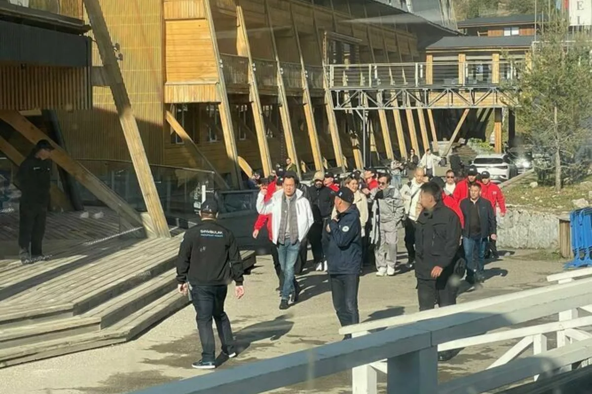 Jackie Chan Arrives in Kazakhstan's Almaty, Excitement Sweeps City