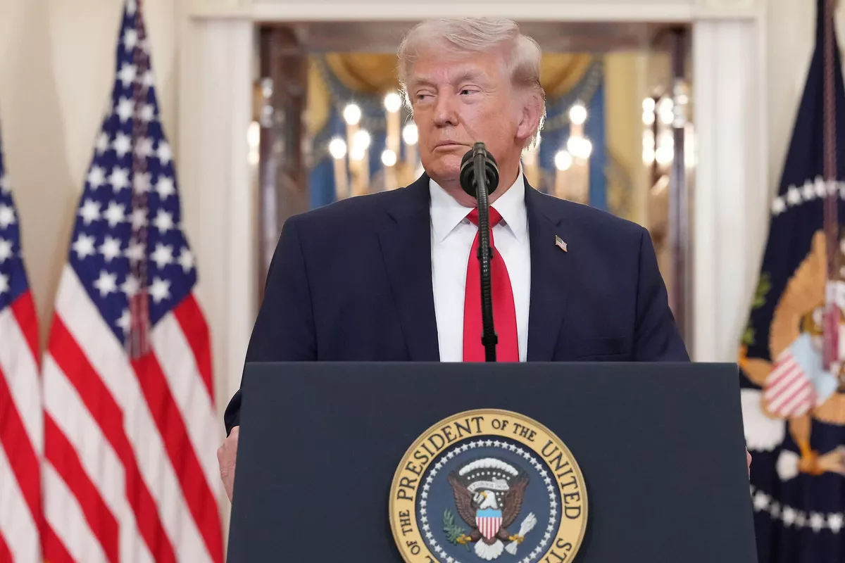 Trump Details Rescue of Downed F-15 Airman, Issues Warning to Iran