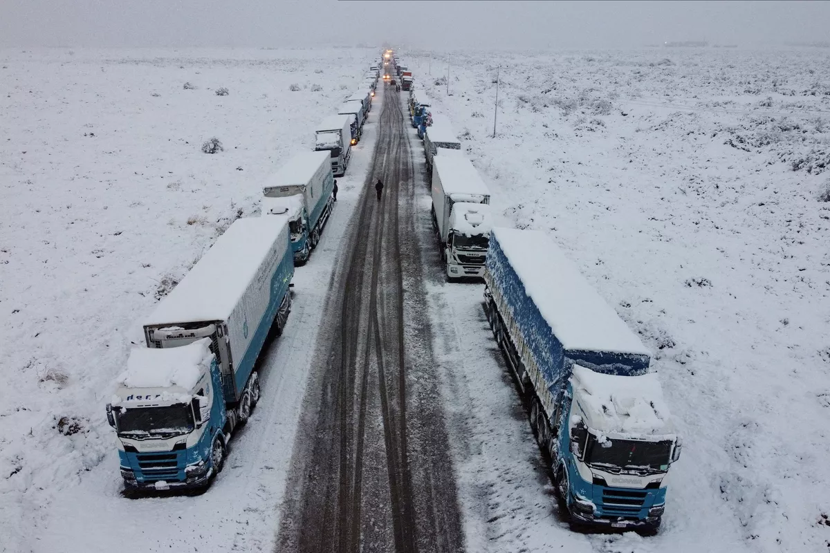Georgia Temporarily Closes Road Section Leading to Armenia Border