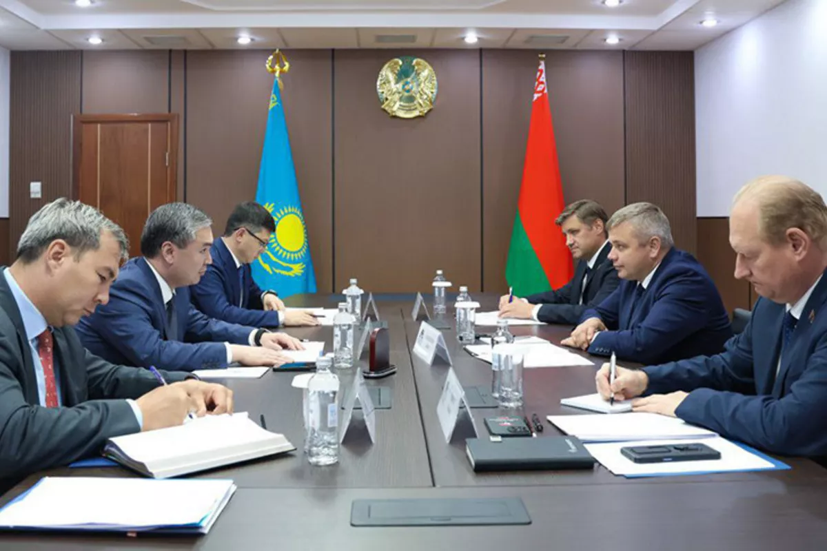 Belarus Ready to Share Advanced Tractor and Harvester Tech With Kazakhstan