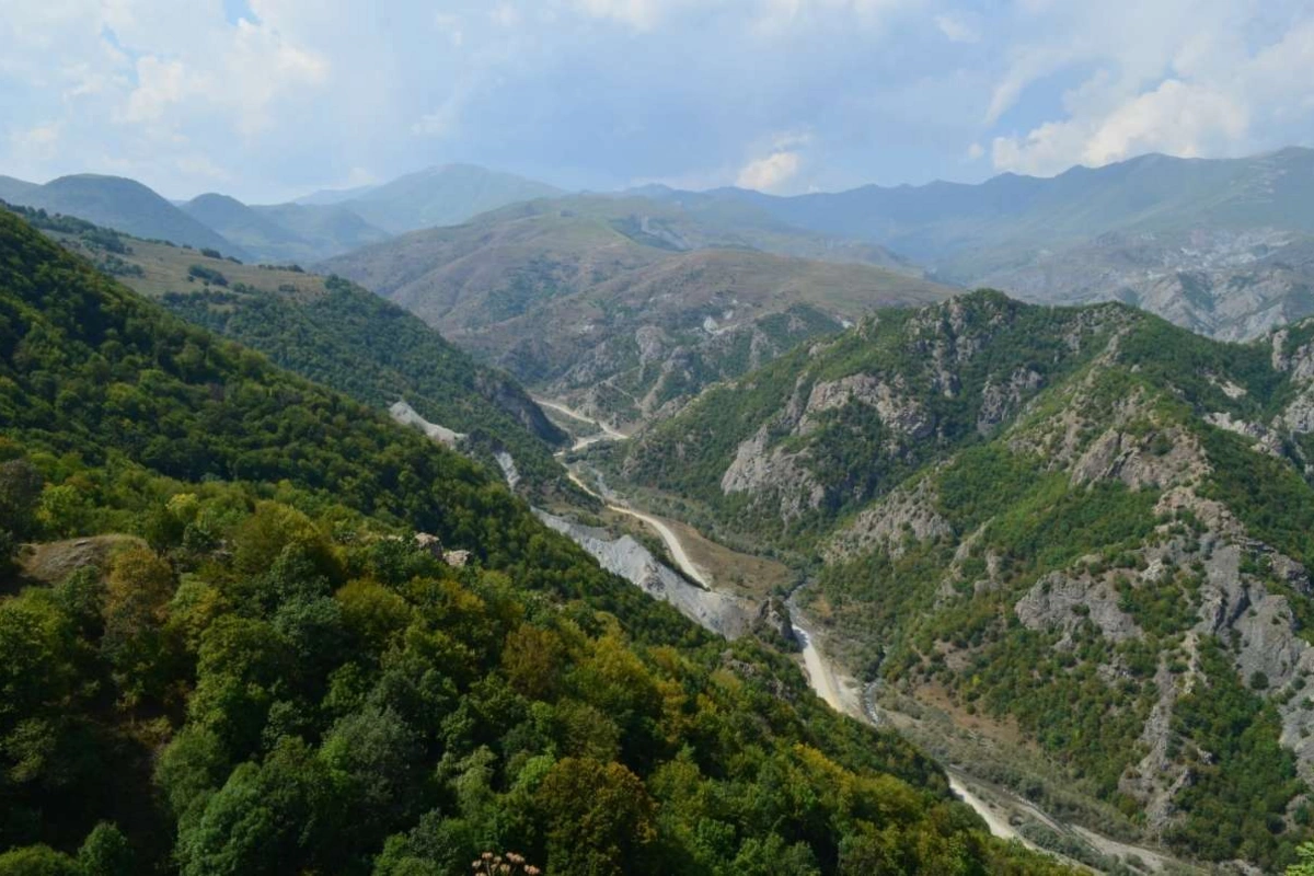 Roads and Corridors Between Azerbaijan and Armenia