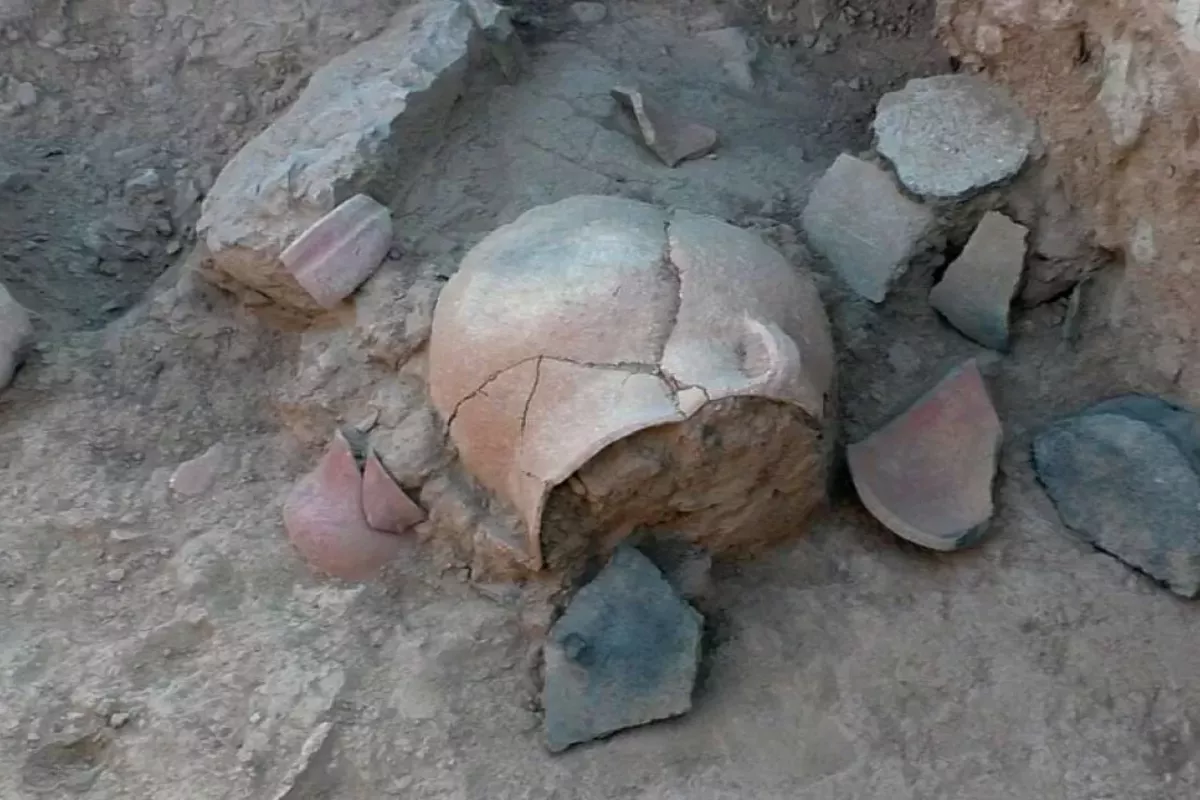 Kazakh Archaeologists Discover Rare Ancient Glass Linked to Sarmatians