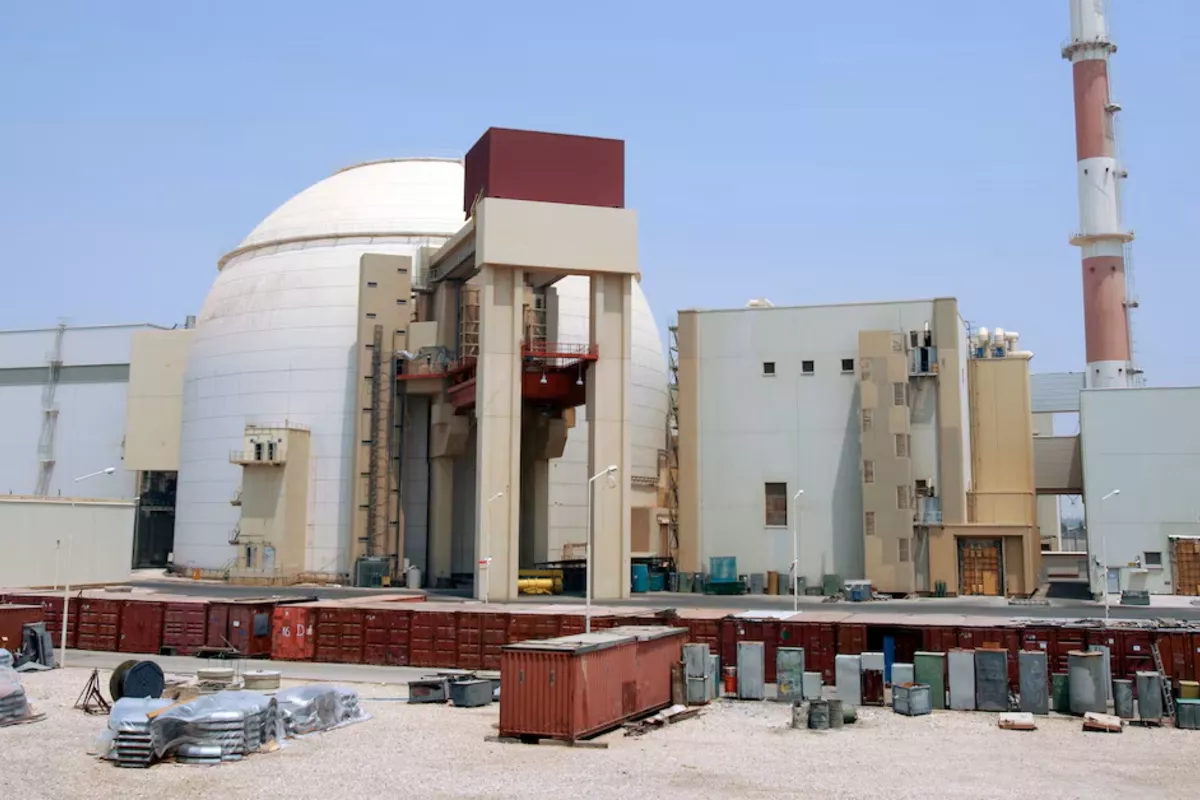 Rosatom to Evacuate Over 200 Staff from Iran's Bushehr Nuclear Plant