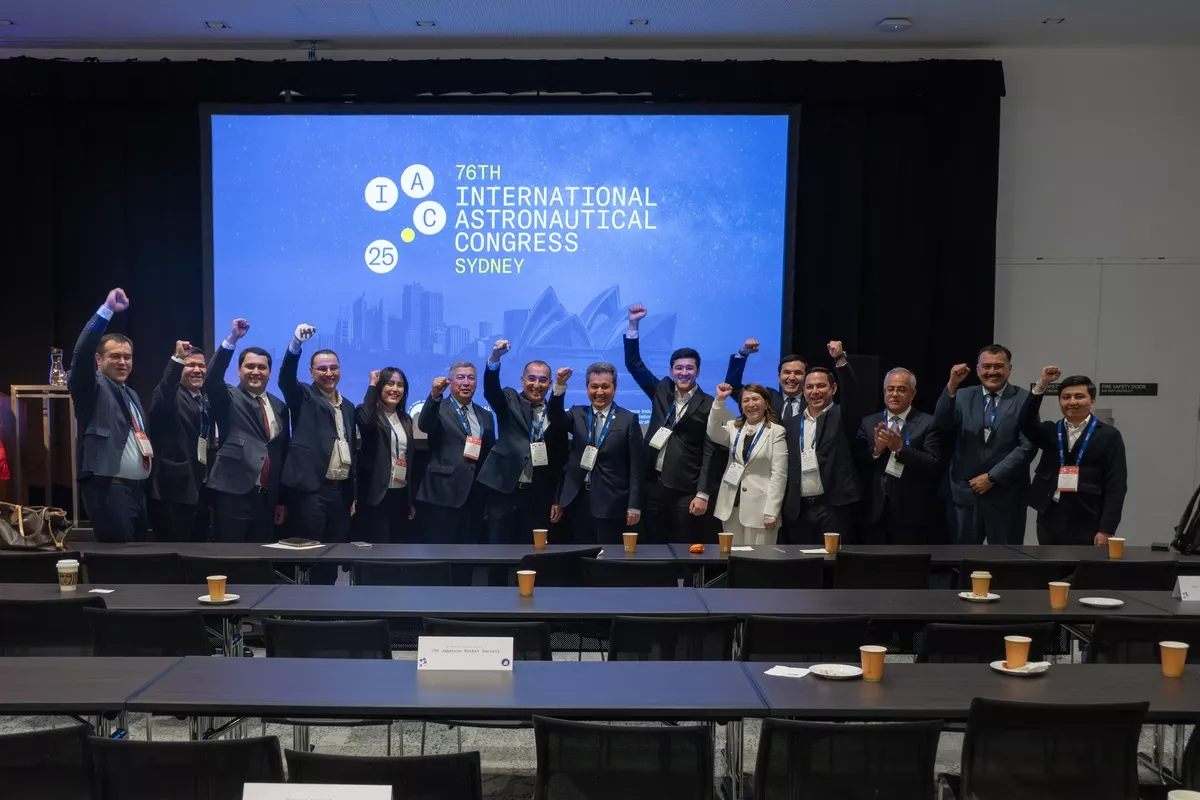 Uzbekistan Extends Invitation to Musk, Bezos for Space Forum