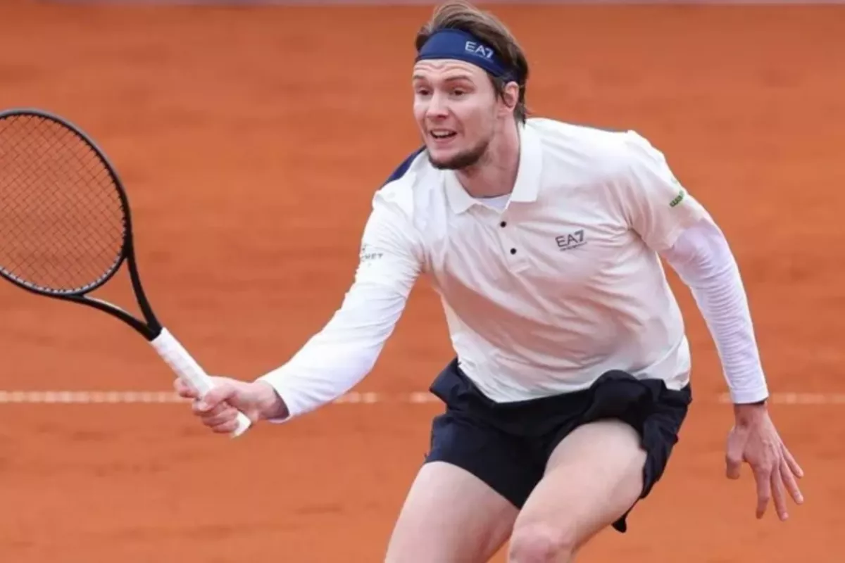 Kazakhstan’s Bublik Wins Back-to-Back Tennis Titles on Clay
