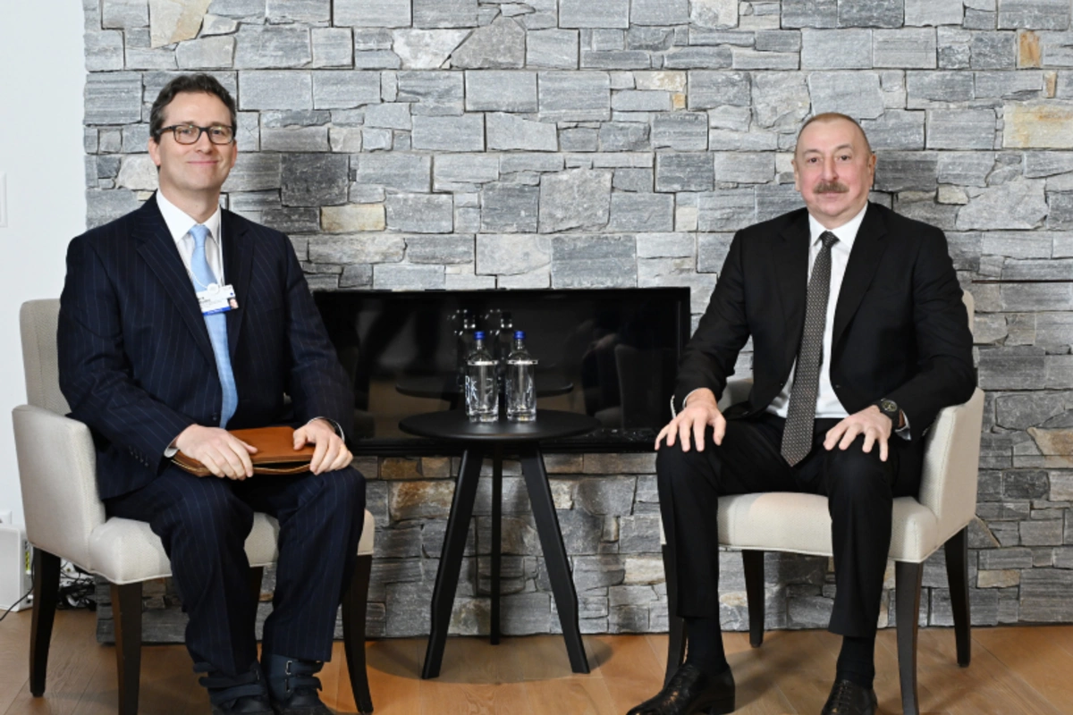 President Ilham Aliyev meets with CEO of Oliver Wyman Group in Davos