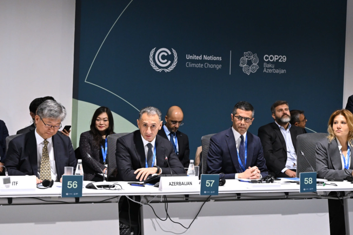 COP29 Hosts Roundtable on Greening Urban Transport