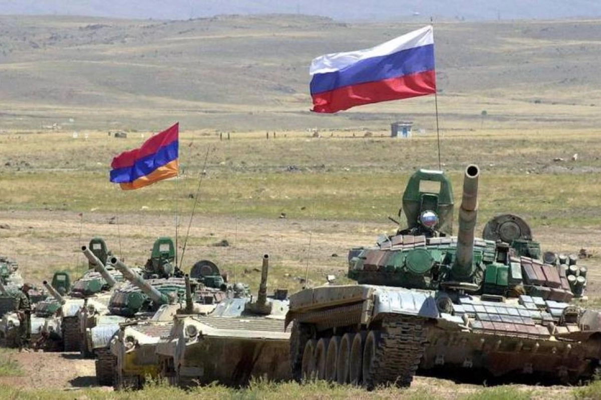 Armenia Rules Out Removal of Russian Military Base - Foreign Ministry