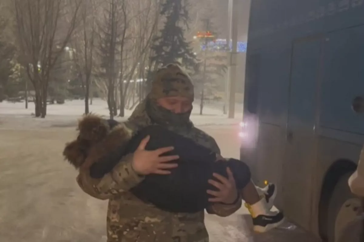 Kazakh Rescuers Save Over 80 Tajik Passengers in Deep Freeze