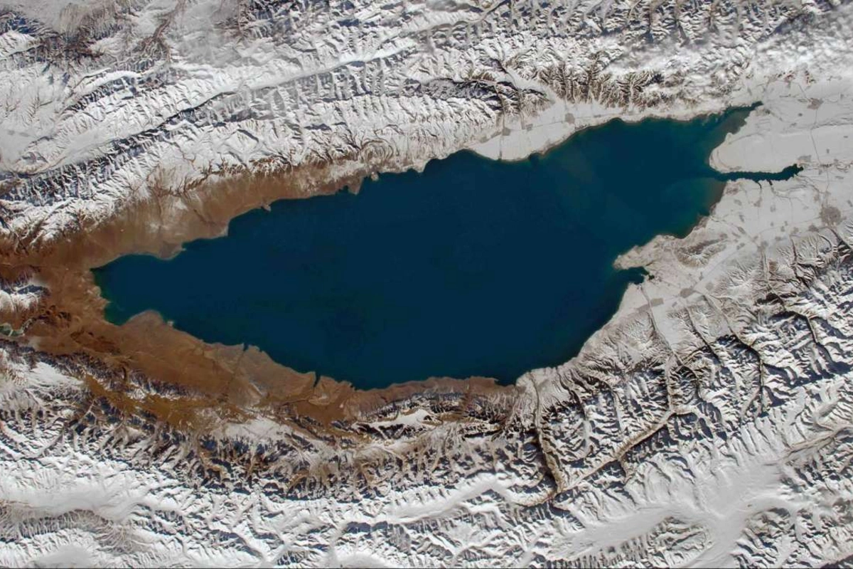 Kyrgyzstan Addresses Declining Water Levels in Lake Issyk-Kul