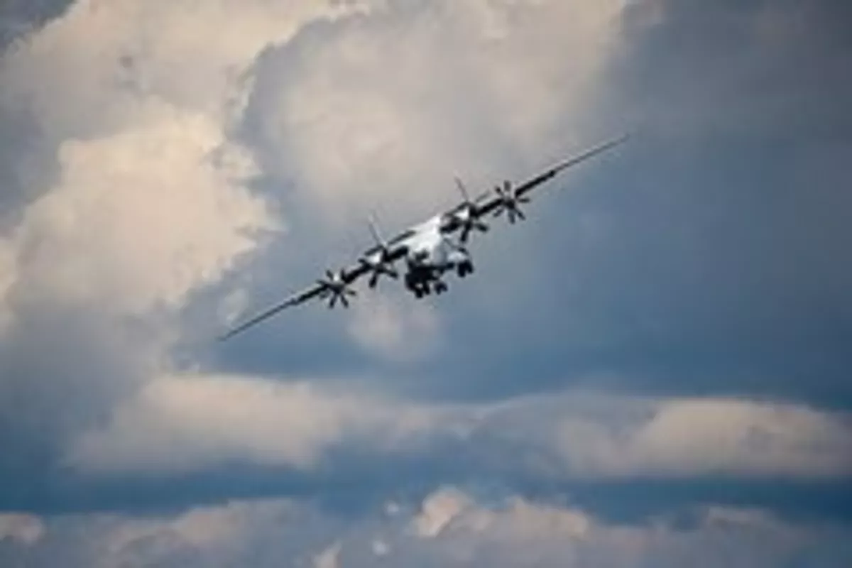 Russian An-22 Crashes in Ivanovo, Rescue Teams Respond