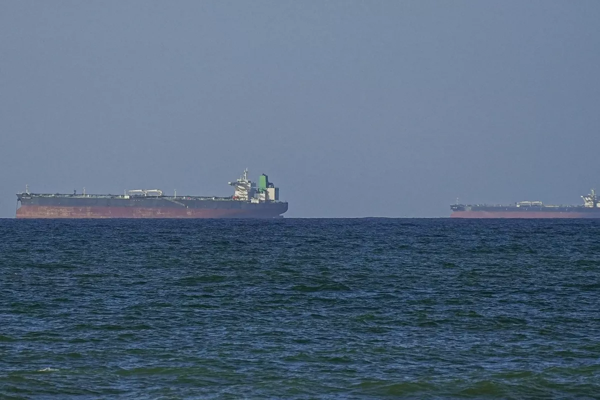 How Many Vessels Moved Through Hormuz Strait in Last 24 Hours?