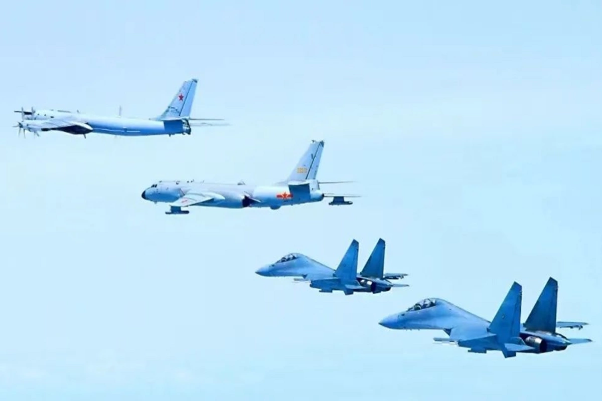 Russia, China Conduct Air Patrol Over Western Pacific Ocean