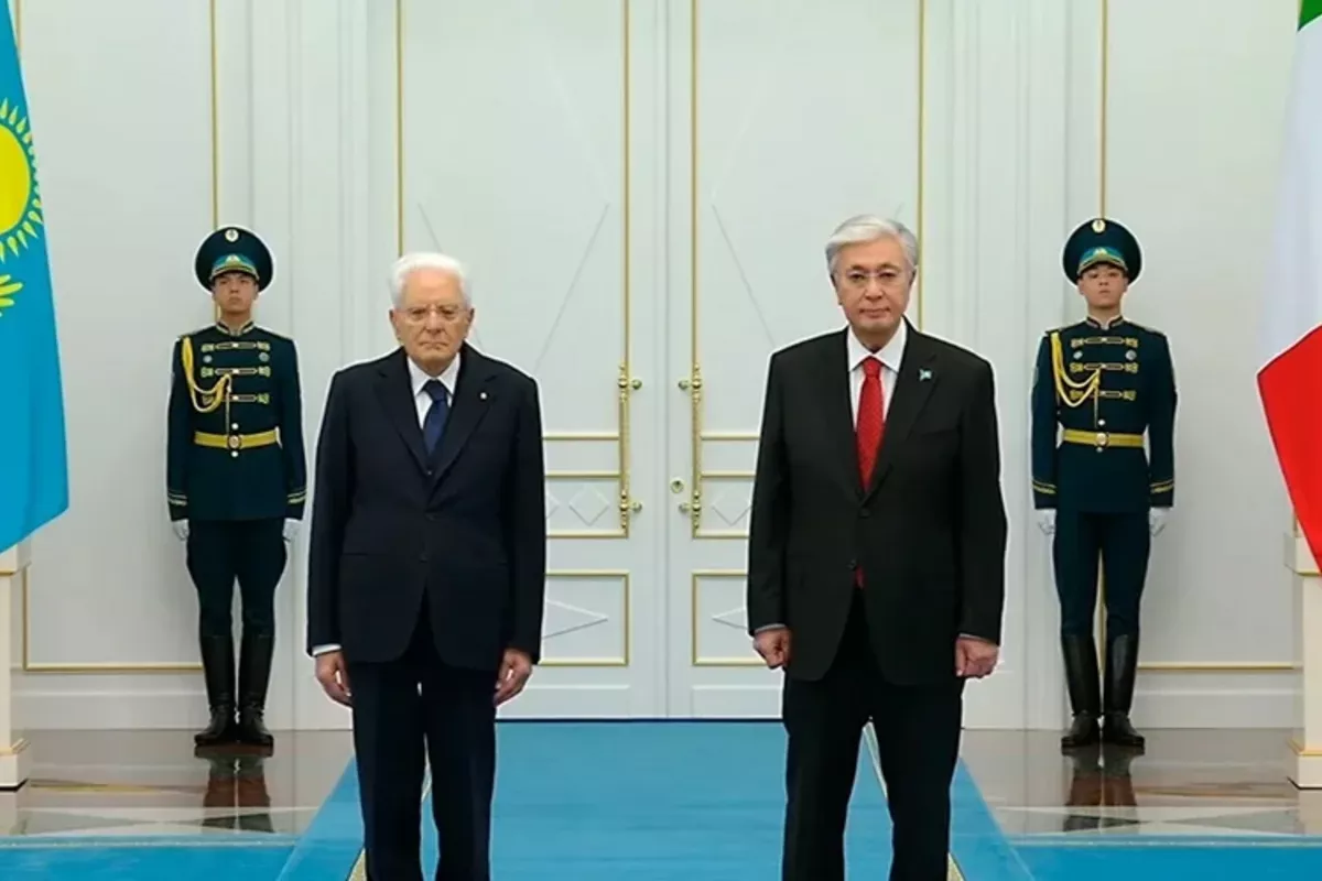 Kazakh President Receives Italian Counterpart in Warm Welcome at Akorda Residence