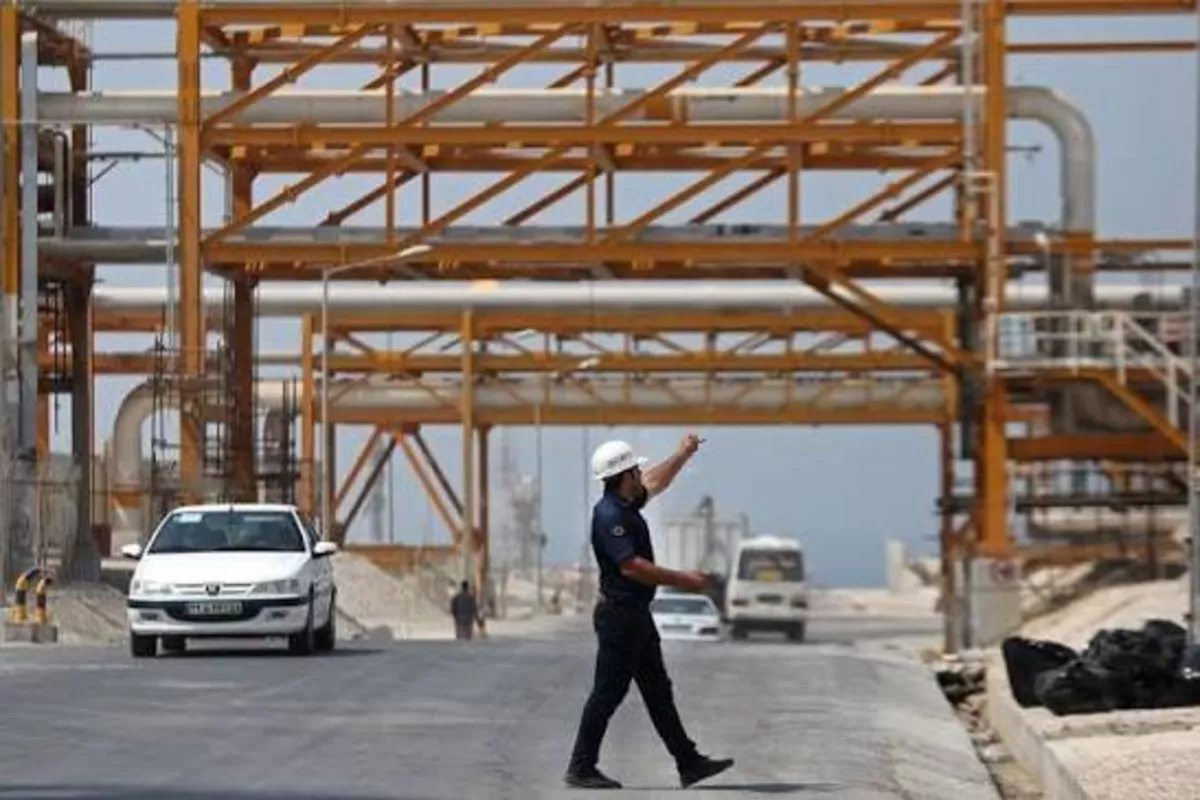 Iran Strikes Major Gas Find in Fars Province
