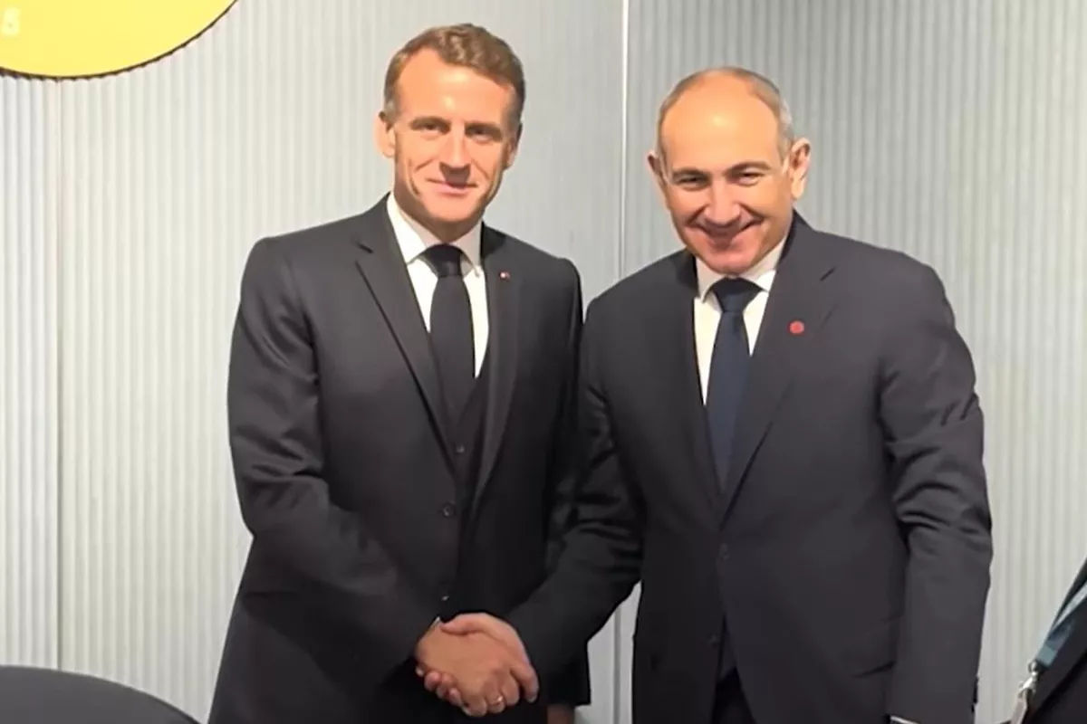 Pashinyan and Macron Discuss Strengthening Armenia-France Relations