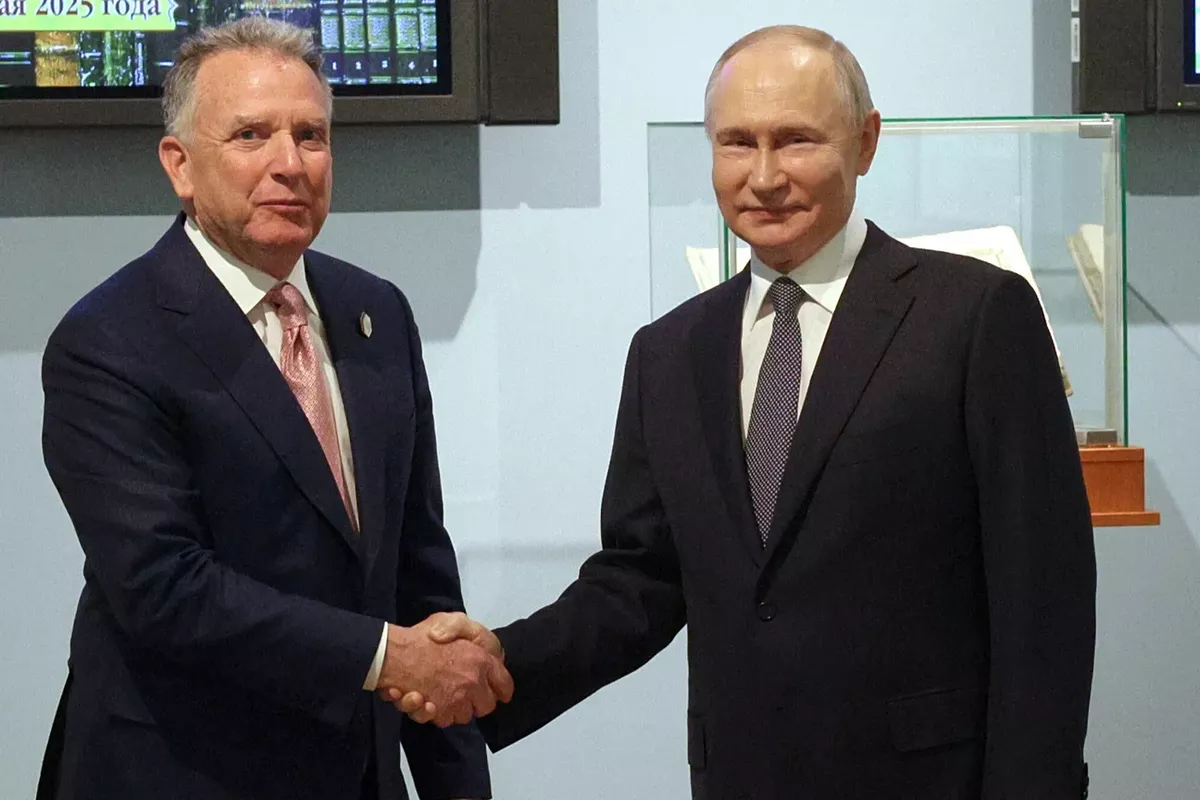 Putin, Trump's Envoy Discuss Ukraine Peace Deal and US-Russia Ties