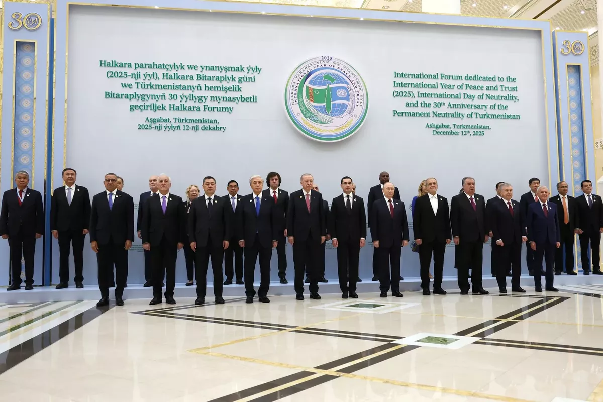 Turkmenistan Hosts Forum Celebrating 30 Years of Neutrality
