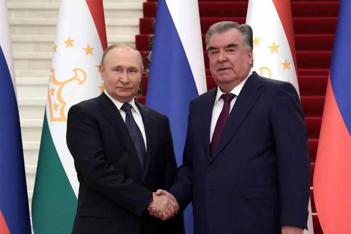 Russian President Sends Warm Congratulations to Tajikistan on Independence Day