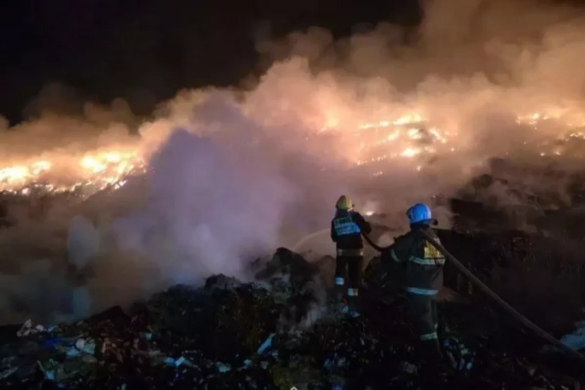 Kazakhstan’s Alatau Braces for Emergency Declaration Amid Landfill Fire