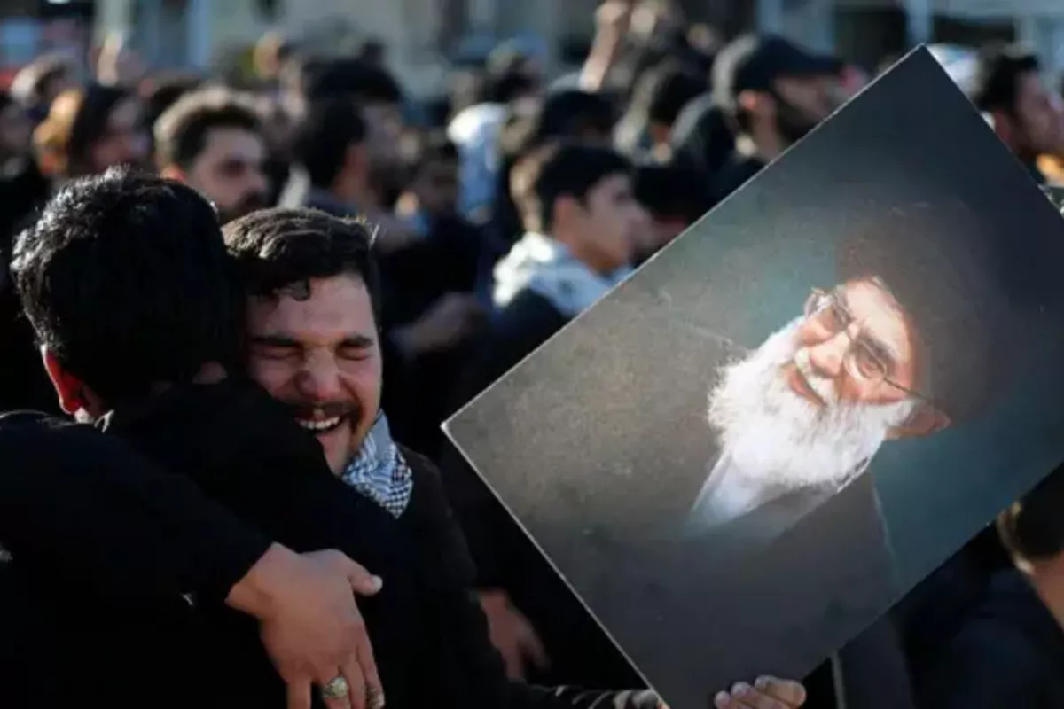 Iran Announces Temporary Airspace Closure During Ali Khamenei's Funeral