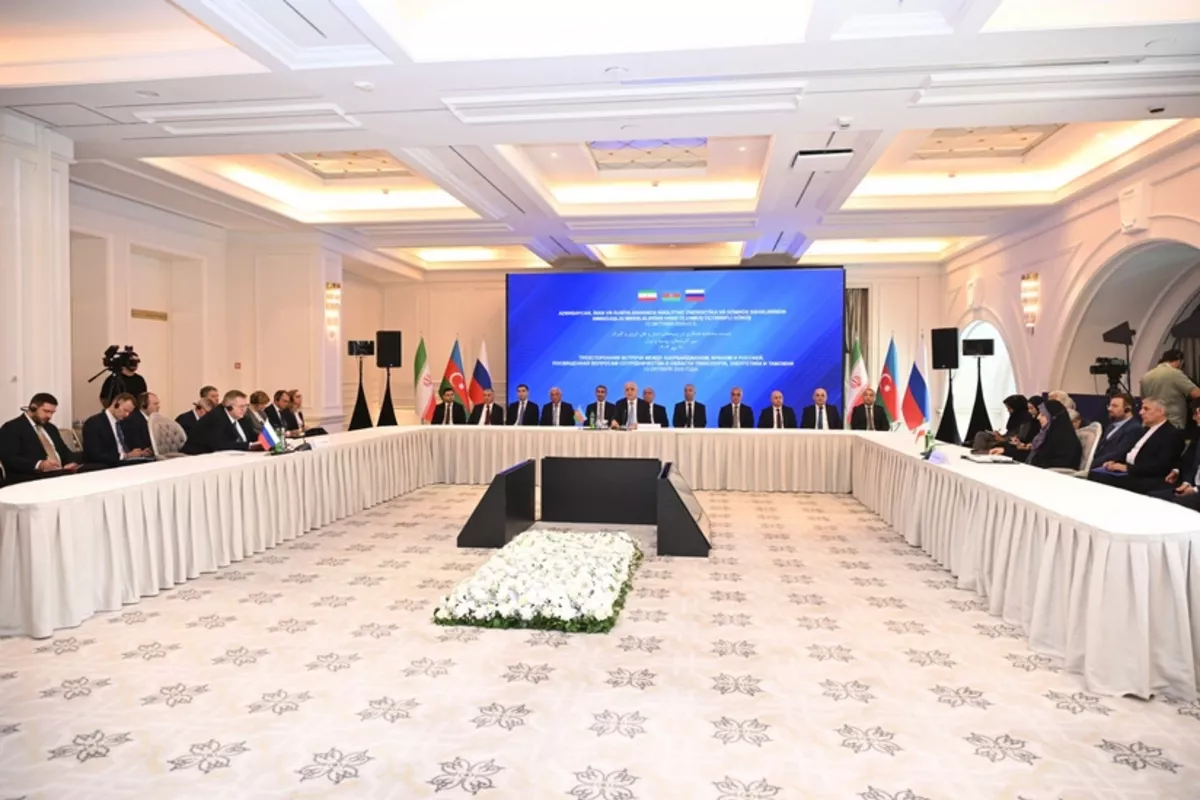 Azerbaijan, Russia, Iran Kick Off Trilateral Government Meeting in Baku
