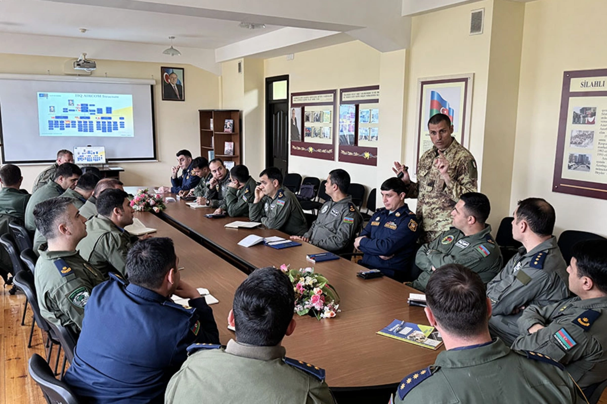 NATO Mobile Training Team Holds Course in Baku