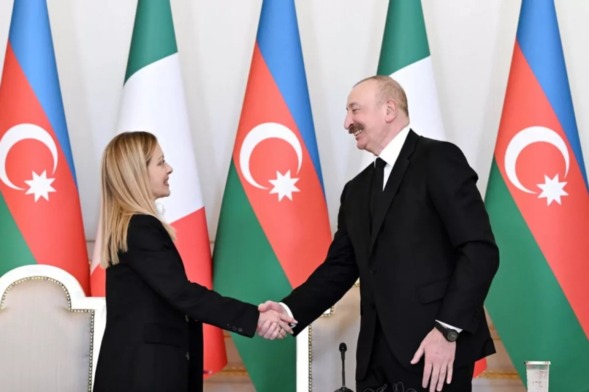 Azerbaijani Leader Congratulates Italian PM on Historic Milestone