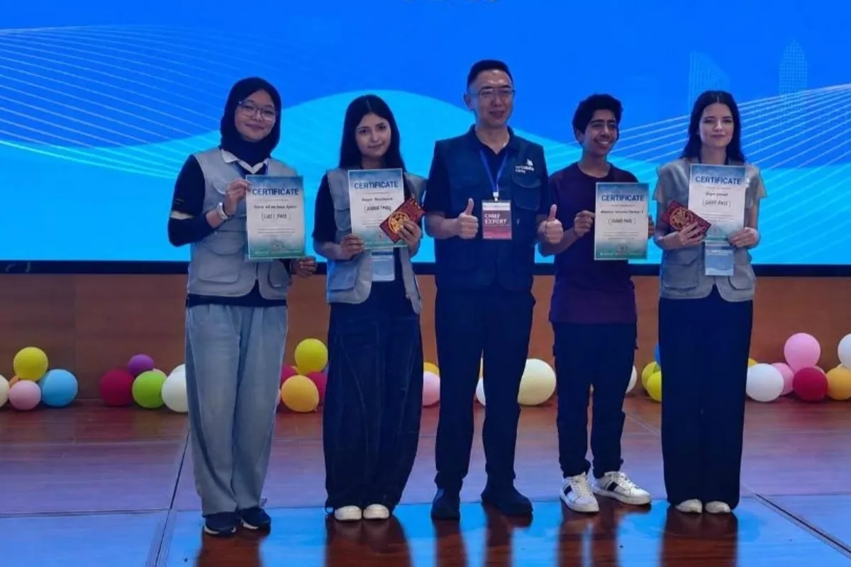 Kazakh Student Wins Gold at International WorldSkills Tournament in China