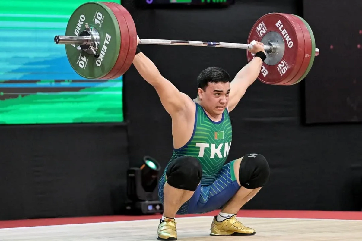 Turkmen Weightlifter Claims Silver at Youth World Championships in Peru
